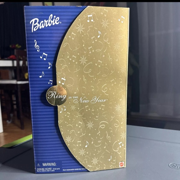 2001 MATTEL Ring In The New Year 12 In Barbie Doll Collection NEW in Box Blonde - Picture 2 of 7